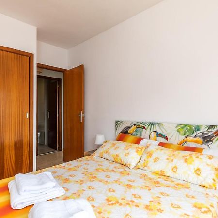 Isola Beachside Apartment Valencia Exterior foto