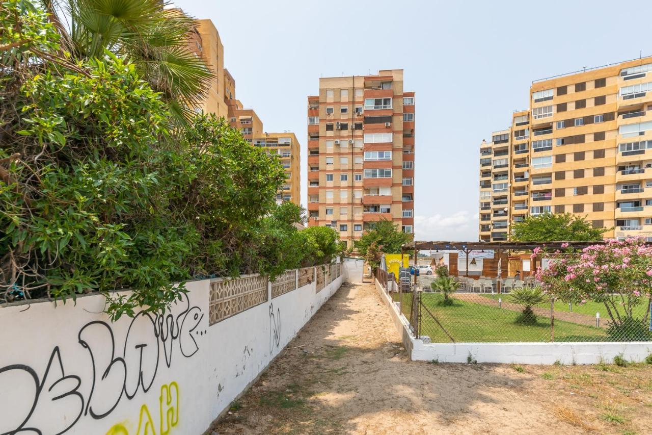 Isola Beachside Apartment Valencia Exterior foto