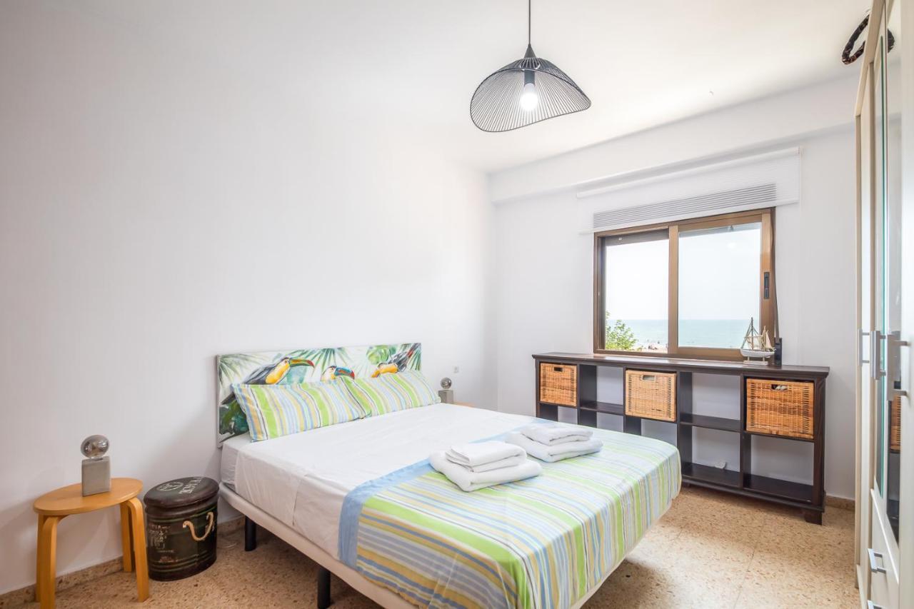 Isola Beachside Apartment Valencia Exterior foto
