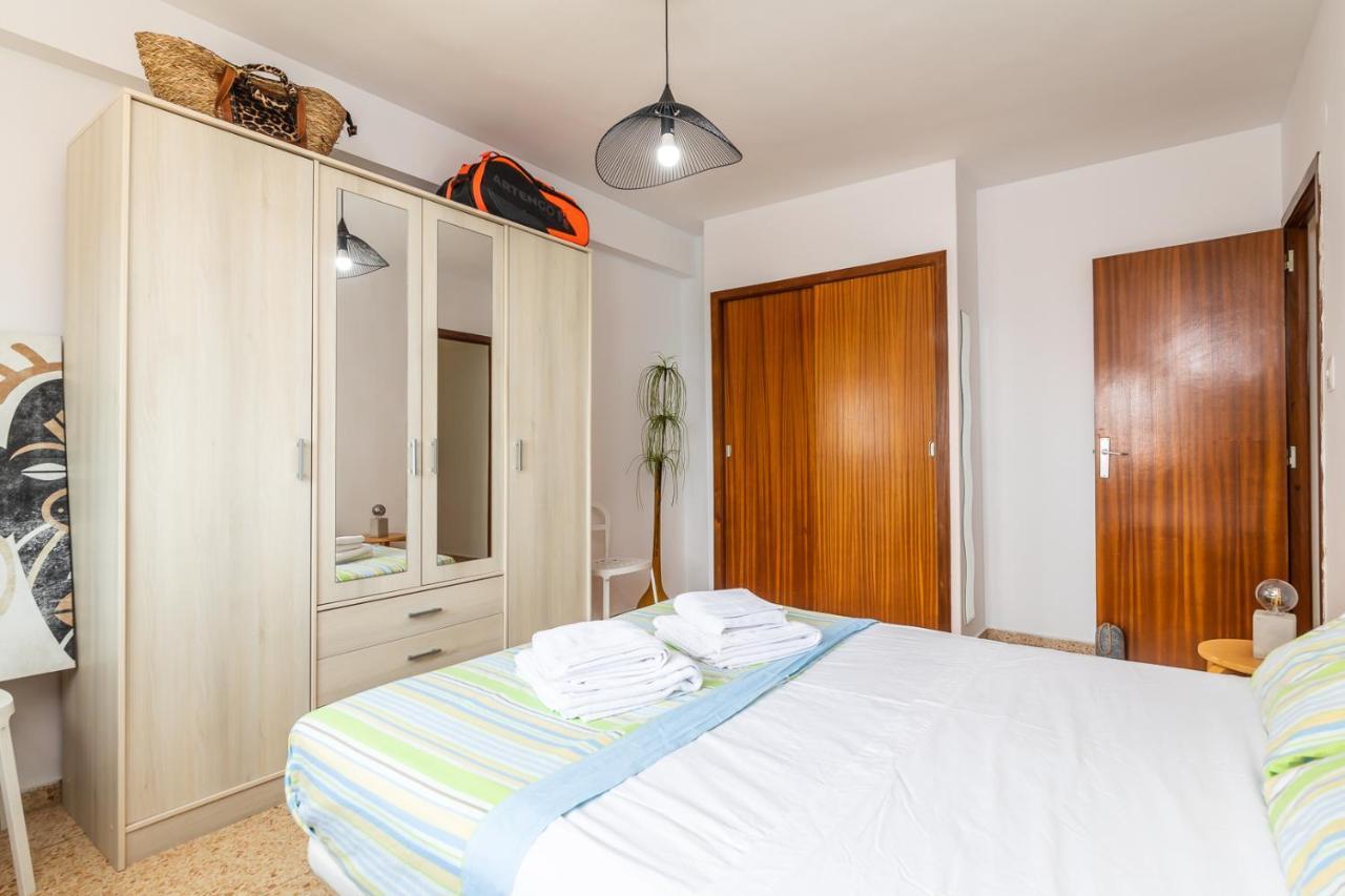 Isola Beachside Apartment Valencia Exterior foto
