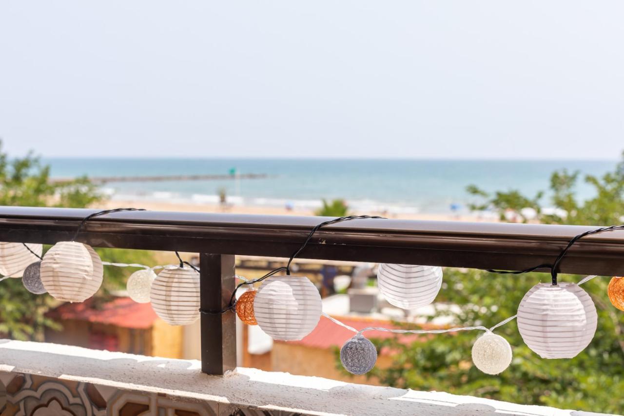Isola Beachside Apartment Valencia Exterior foto